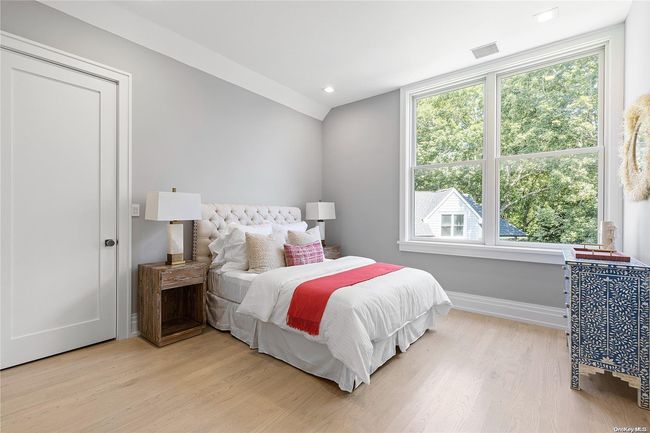 Guest Room | Image 22