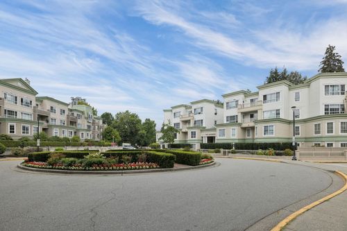 418-2960 Princess Cres, Coquitlam, BC, V3B7P2 | Card Image