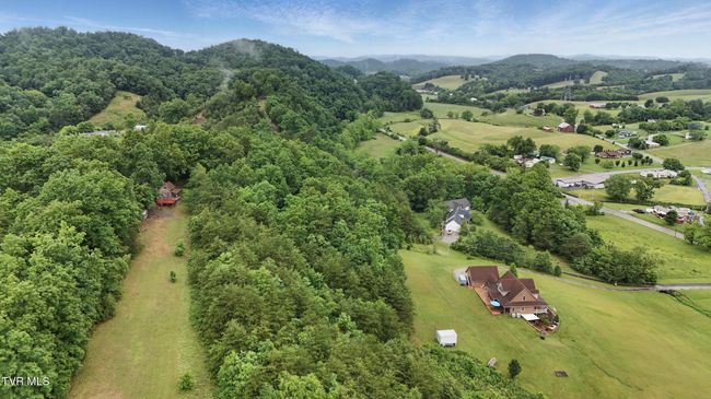 1124 Elizabethton Hwy, House other with 3 bedrooms, 3 bathrooms and null parking in Bluff City TN | Image 54