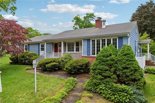 57 Laurel Ave, Coventry, RI, 02816-5333 | Card Image