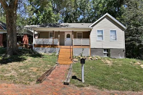 1013 Kearney St, Atchison, KS, 66002-1631 | Card Image
