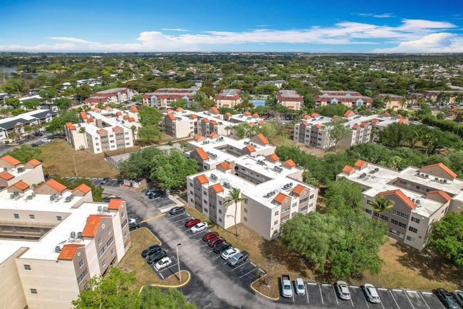 APT-312 - 6065 Nw 186 Th St, Condo with 2 bedrooms, 2 bathrooms and null parking in Hialeah FL | Image 17