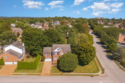 224 Logans Cir, Franklin, TN, 37067-1367 | Card Image