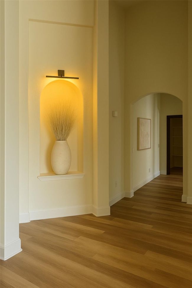 Custom niche adjacent to formal dining room | Image 14