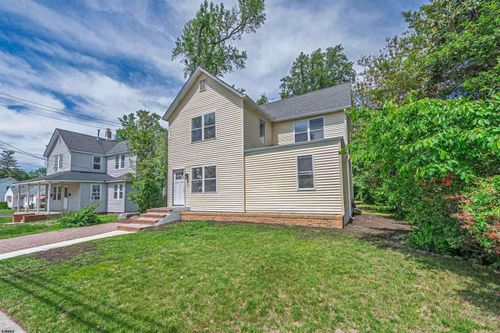205 Valley Ave, Hammonton, NJ, 08037-1624 | Card Image