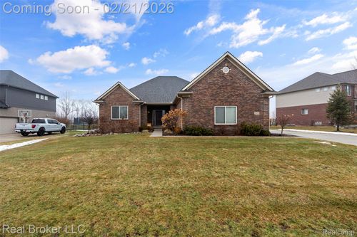 5439 Morgan Lake Dr, Clarkston, MI, 48348-5700 | Card Image