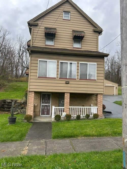 353 Division St, Youngstown, OH, 44509-1153 | Card Image