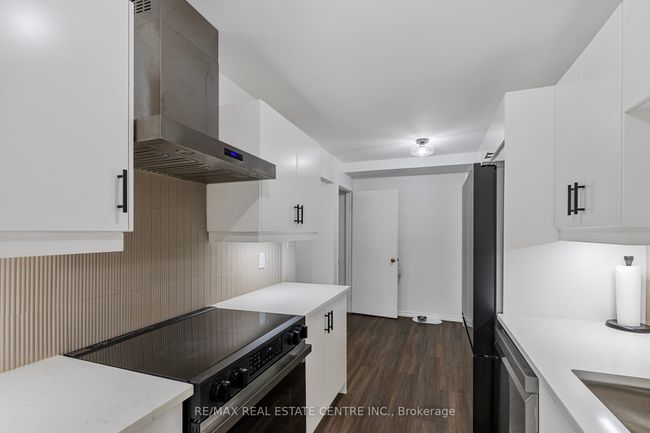 6 - 4 Cedar Dr, Condo with 4 bedrooms, 1 bathrooms and 2 parking in Orangeville ON | Image 18