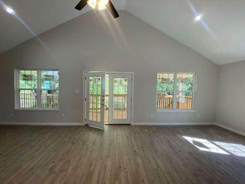 283 Wood Fern Dr, Cleveland, TX, 77327-7902 | Card Image
