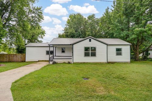 12 E Hawthorne St, Aurora, MO, 65605-1014 | Card Image