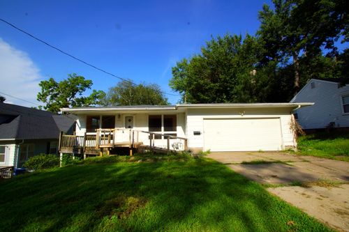708 15th St, Bettendorf, IA, 52722-6016 | Card Image