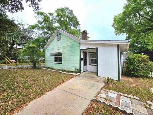 511 E La Rua St, Pensacola, FL, 32501-4016 | Card Image