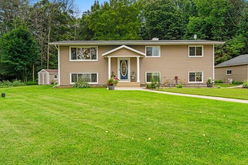 7029 Hillcrest Road, Kossuth, WI, 54220 | Card Image