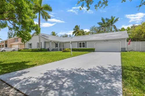 14821 Sw 148th Street Cir, Miami, FL, 33196-2310 | Card Image
