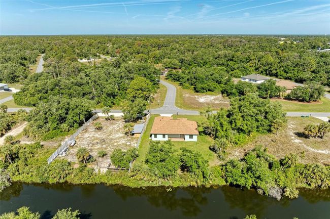 756 Bowman Ter, House other with 3 bedrooms, 2 bathrooms and null parking in PORT CHARLOTTE FL | Image 43