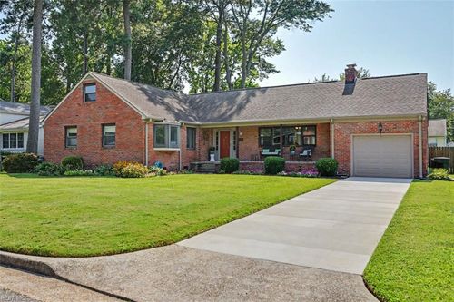 12 Pine Cone Dr, Hampton, VA, 23669-2914 | Card Image