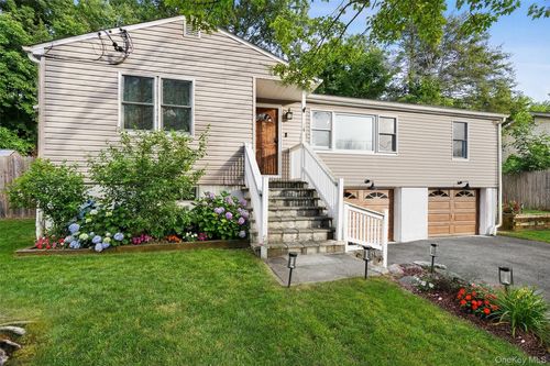 24 Homestead Dr, Carmel, NY, 10512-5635 | Card Image