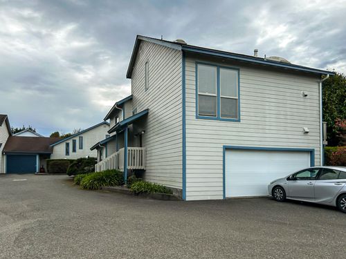 1449 Myrtle #17 Avenue, Eureka, CA, 95501 | Card Image