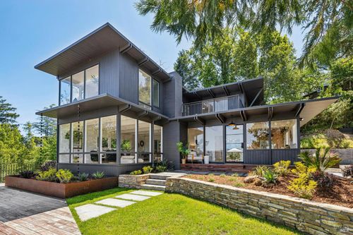 485 Scenic Rd, Fairfax, CA, 94930-1924 | Card Image