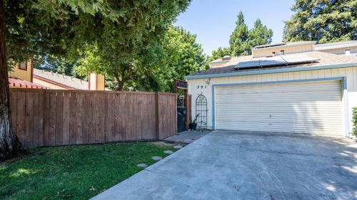 391 Scenic Place, Manteca, CA, 95337 | Card Image