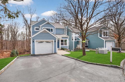 101 Hitching Post Ln, Yorktown Heights, NY, 10598-2828 | Card Image
