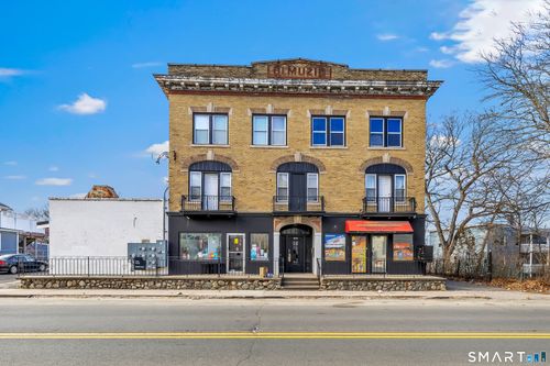 3-1472 Baldwin St, Waterbury, CT, 06706-2004 | Card Image