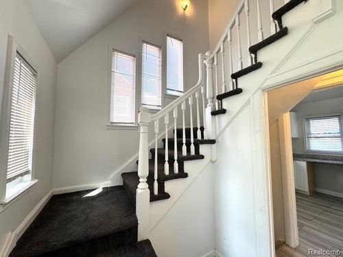 14364 Rutland St, Detroit, MI, 48227-1318 | Card Image