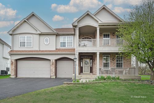 6625 Majestic Way, Carpentersville, IL, 60110-3439 | Card Image