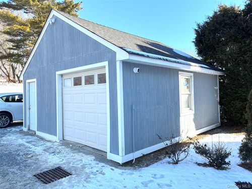 510 Montauk Hwy, Eastport, NY, 11941-1219 | Card Image