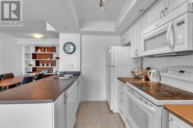 506 - 121 Queen St, Condo with 3 bedrooms, 2 bathrooms and null parking in Kingston ON | Image 7