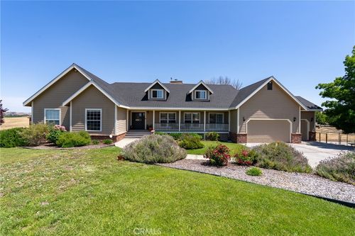 26 Deer View Ln, Templeton, CA, 93465-8551 | Card Image
