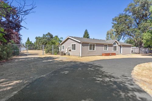 8045 S Butte Rd, Sutter, CA, 95982-2338 | Card Image