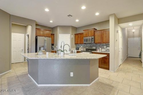 9009 S 57th Dr, Laveen, AZ, 85339-5273 | Card Image