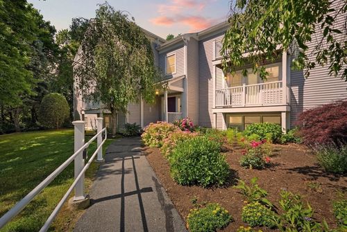 302-44 Evergreen Rd, Northampton, MA, 01053 | Card Image