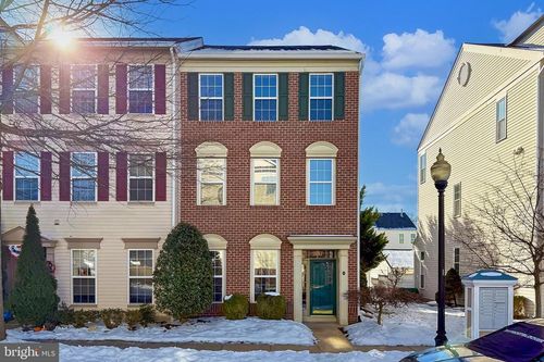 26143 Nimbleton Sq, CHANTILLY, VA, 20152-3624 | Card Image