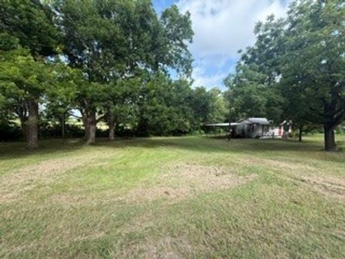 5863 Fm 895, Lake Creek, TX, 75450-4800 | Card Image