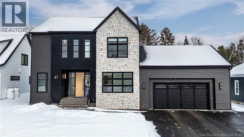 41 Boxwood Lane, New Maryland, NB, E3C0R7 | Card Image