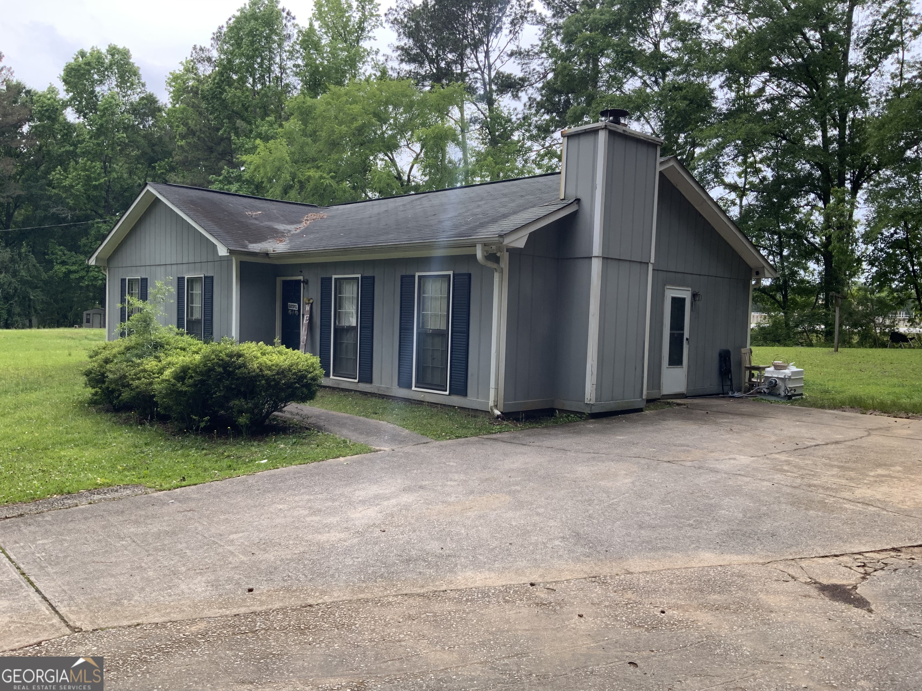 Residential in Lagrange 4