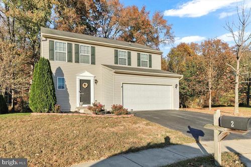 2 Greenspire Ln, SMYRNA, DE, 19977-3974 | Card Image
