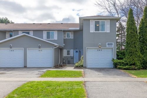 205-600 Carlton St, St. Catharines, ON, L2M7V9 | Card Image