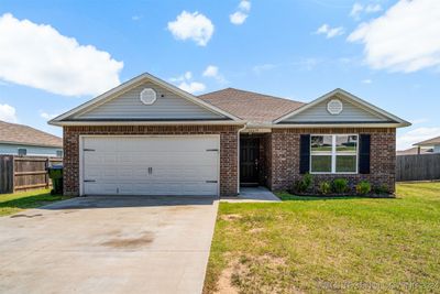 14419 N 73rd East Avenue, House other with 3 bedrooms, 2 bathrooms and null parking in Collinsville OK | Image 1