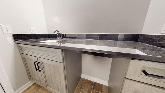 Grand suite bathroom | Image 19