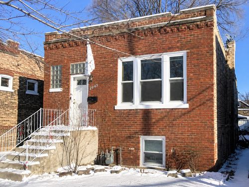 2243 Kenilworth Ave, Berwyn, IL, 60402-2212 | Card Image