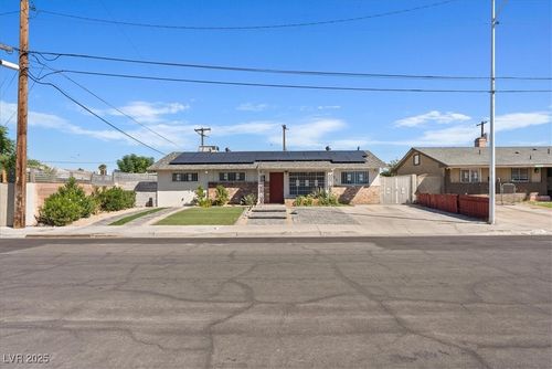 828 N 21st St, Las Vegas, NV, 89101-2207 | Card Image