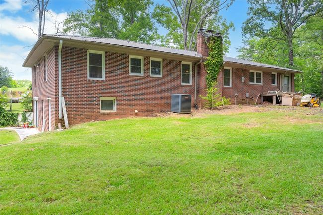 348 Pickett Post Rd, House other with 3 bedrooms, 2 bathrooms and null parking in Walhalla SC | Image 25