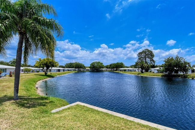 Q-15 - 513 Circlewood Drive, Condo with 2 bedrooms, 2 bathrooms and null parking in Venice FL | Image 40