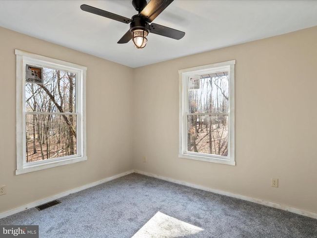 598 Honey Locust Ln, House other with 3 bedrooms, 2 bathrooms and null parking in GREAT CACAPON WV | Image 20
