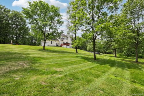 20 Trudy Dr, Campbell Hall, NY, 10916-2634 | Card Image