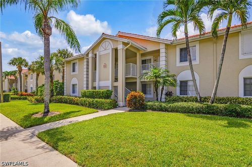 t202-7754 Emerald Cir, NAPLES, FL, 34109-0706 | Card Image