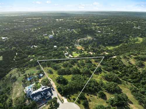 202 Saint Helena Ct, Driftwood, TX, 78619-2060 | Card Image